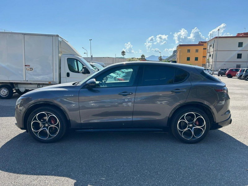 Alfa Romeo Stelvio usata a Salerno (10)