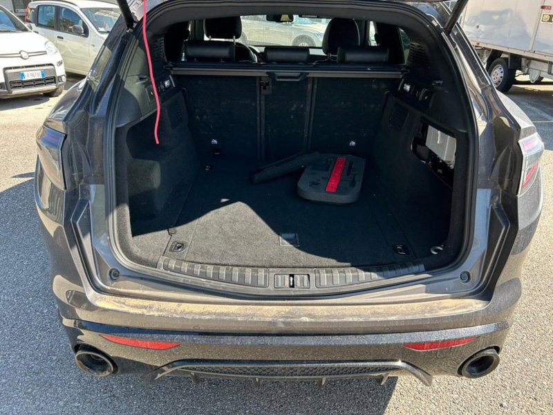 Alfa Romeo Stelvio usata a Salerno (16)