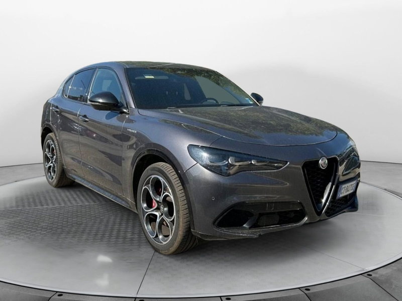 Alfa Romeo Stelvio usata a Salerno (2)