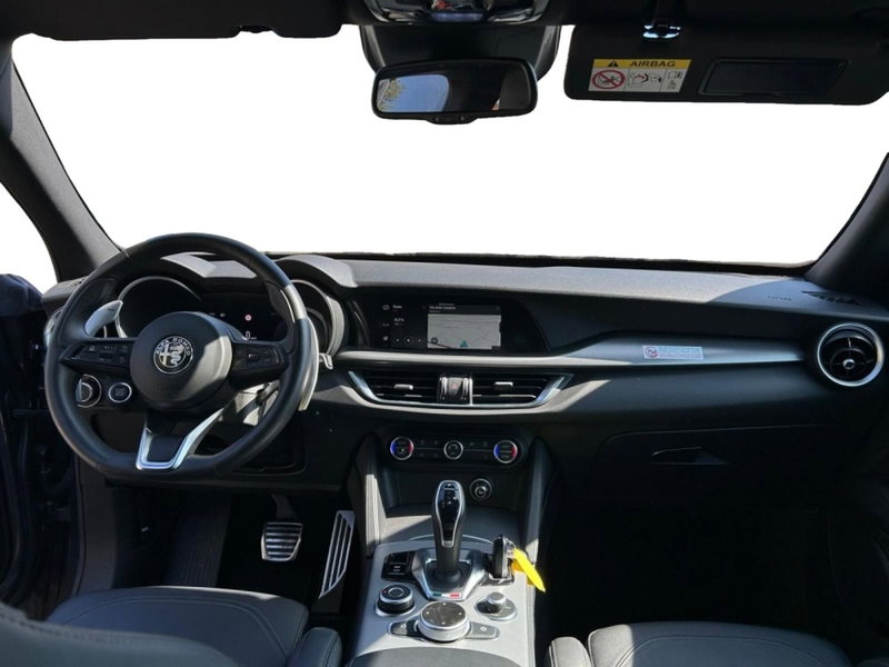 Alfa Romeo Stelvio usata a Salerno (5)