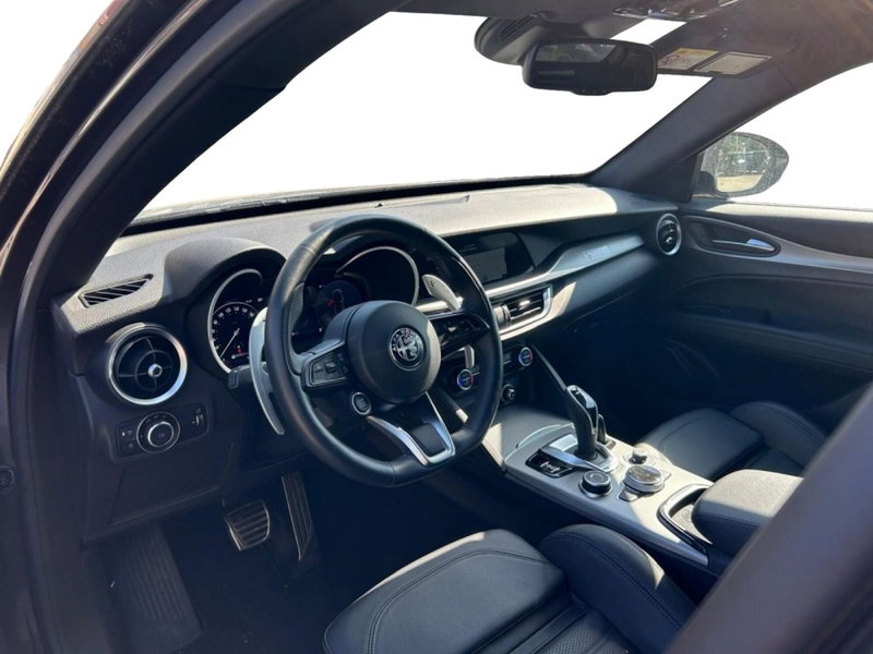 Alfa Romeo Stelvio usata a Salerno (8)