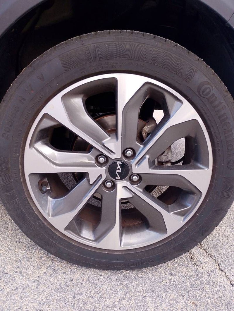 Kia Stonic usata a Salerno (12)