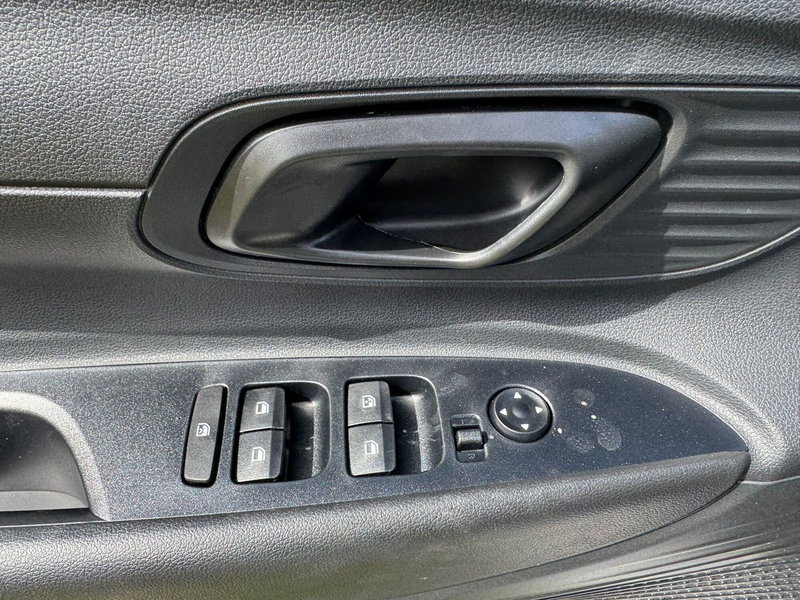 Hyundai i20 nuova a Salerno (16)