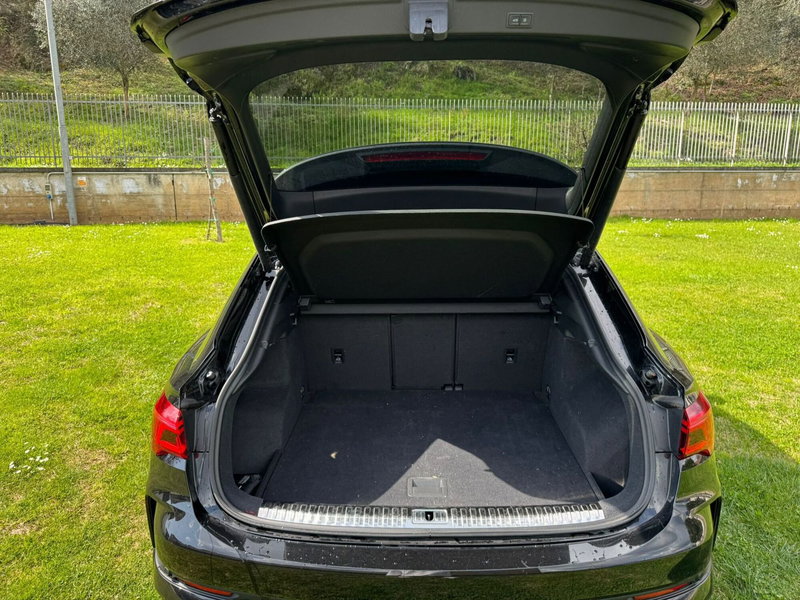 Audi RS Q3 Sportback usata a Salerno (12)