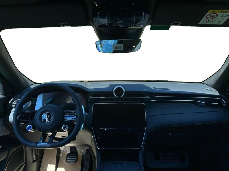 Maserati Grecale nuova a Salerno (5)