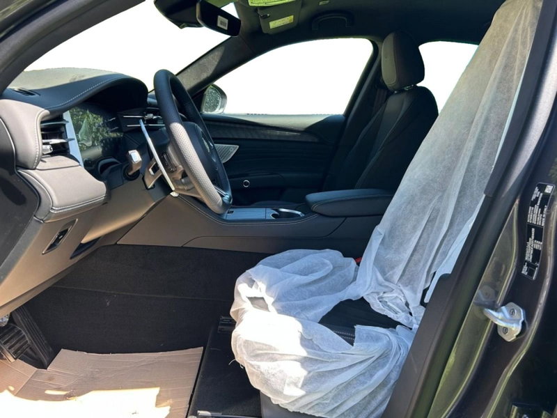 Maserati Grecale nuova a Salerno (6)