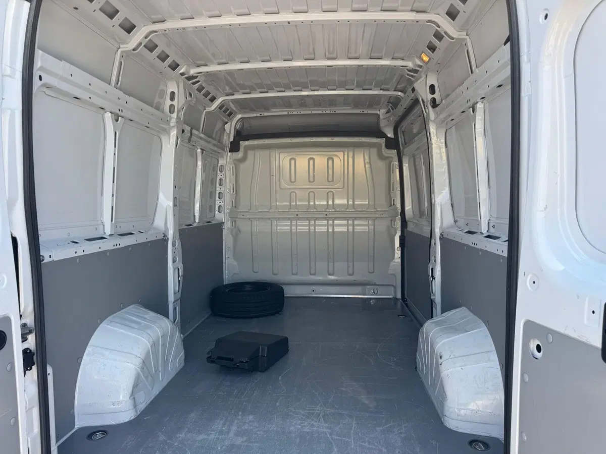 Fiat Ducato Furgone usata a Salerno (11)