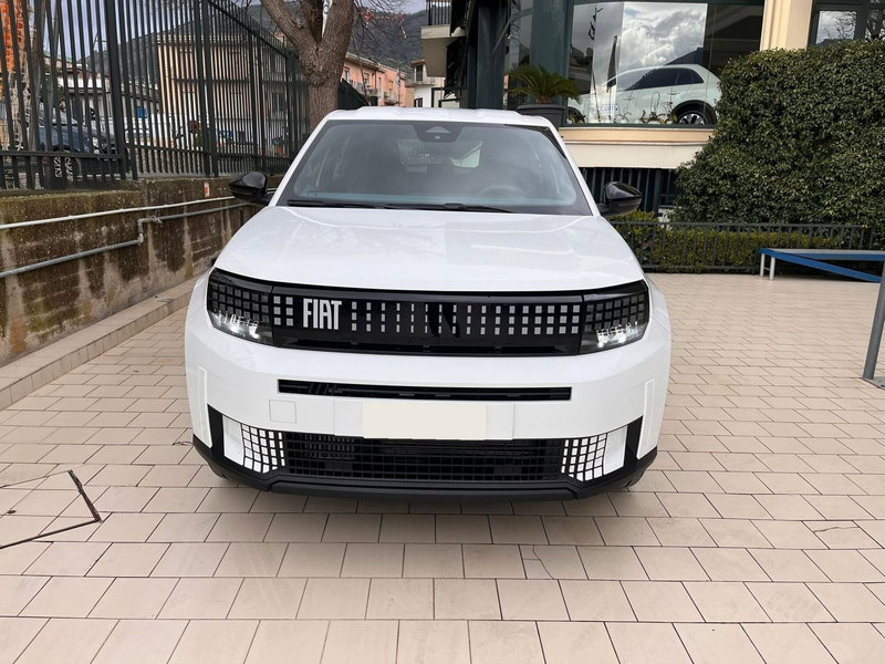 Fiat Grande Panda nuova a Salerno (9)