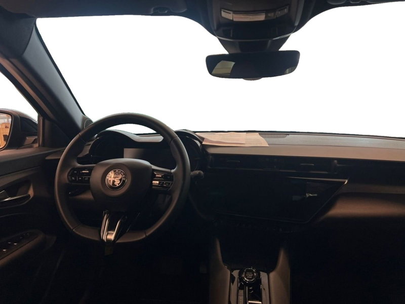 Alfa Romeo Junior nuova a Salerno (5)