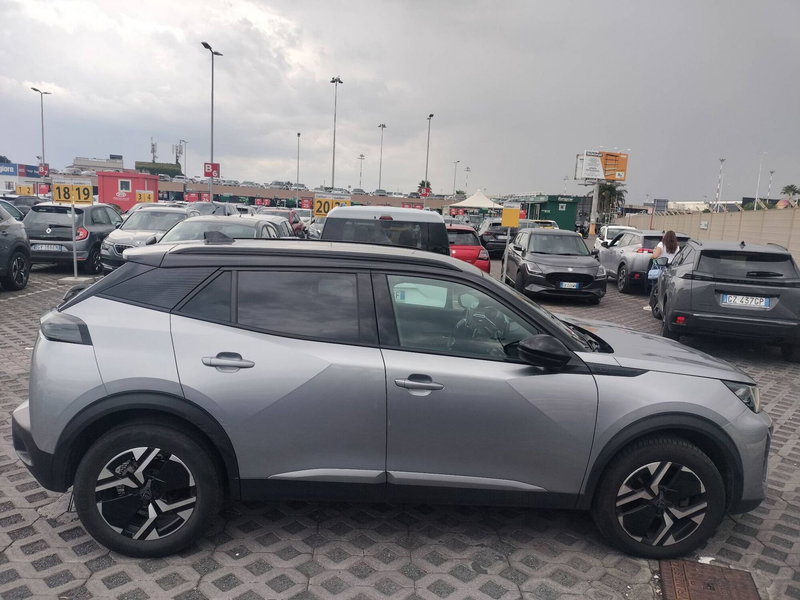 Peugeot 2008 usata a Salerno (11)