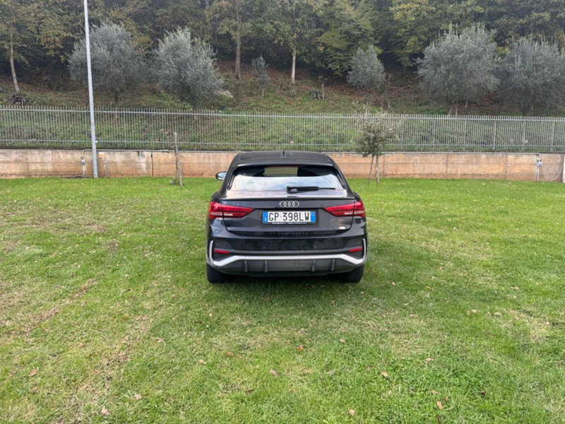 Audi Q3 Sportback usata a Salerno (11)
