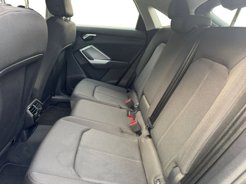 Audi Q3 Sportback usata a Salerno (7)