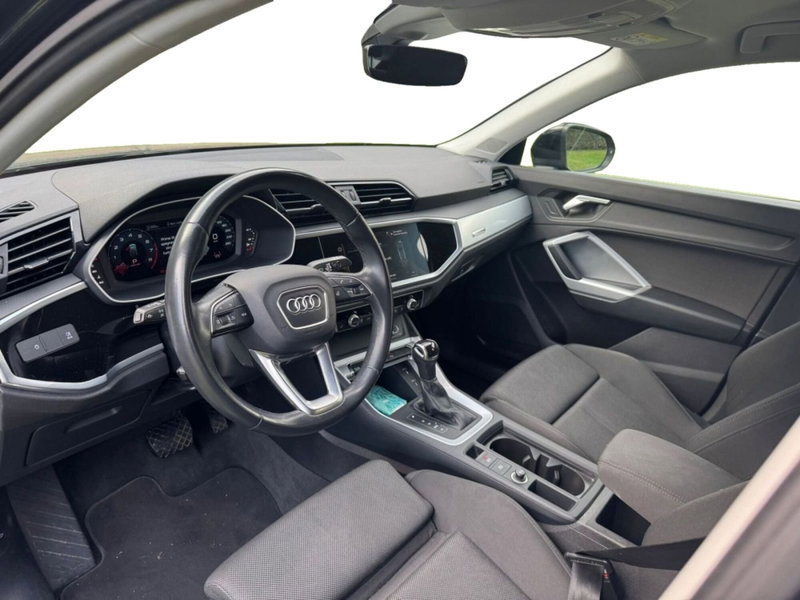 Audi Q3 Sportback usata a Salerno (8)