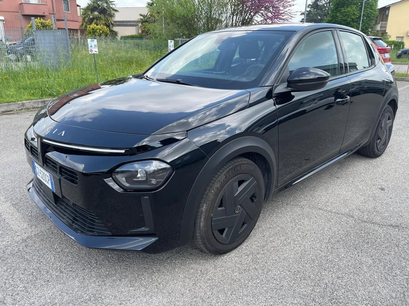 Lancia Ypsilon usata a Salerno
