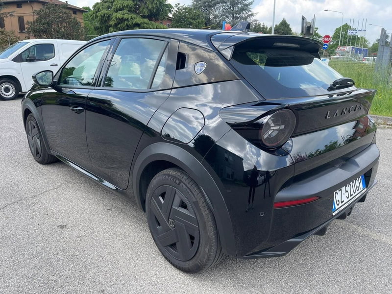 Lancia Ypsilon usata a Salerno (3)