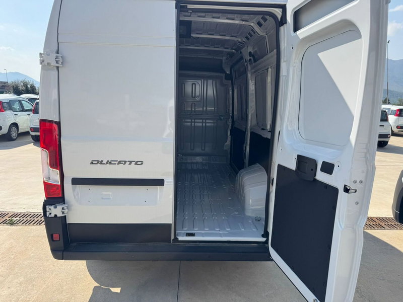 Fiat Ducato Furgone nuova a Salerno (12)