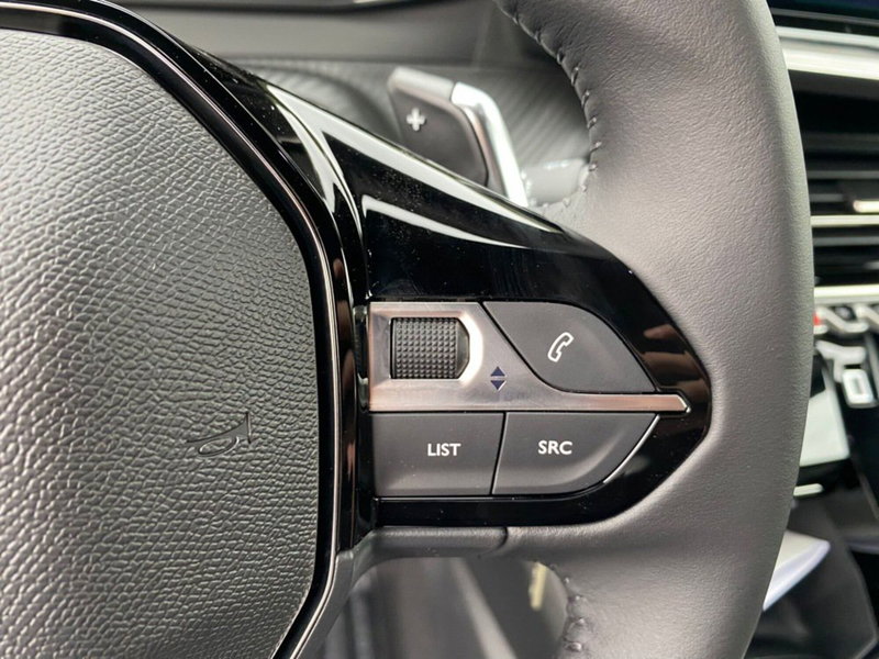 Peugeot 2008 nuova a Salerno (20)