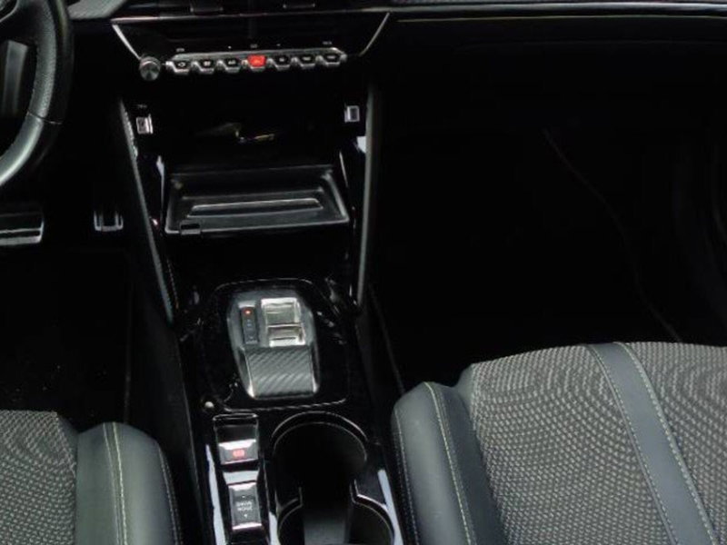 Peugeot 2008 usata a Salerno (18)