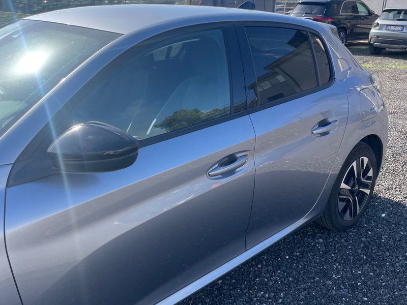 Peugeot 208 usata a Salerno (11)