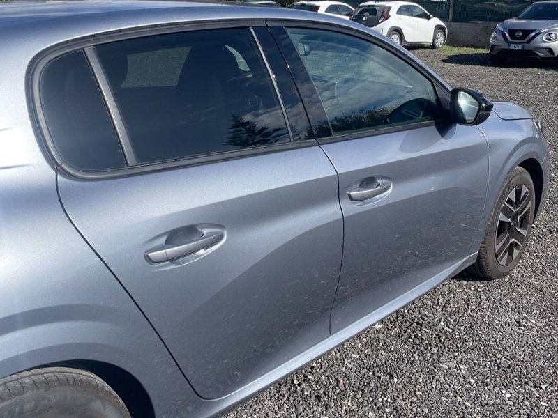 Peugeot 208 usata a Salerno (16)