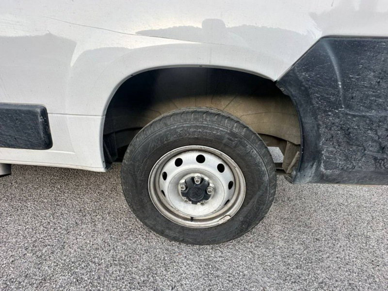 Fiat Ducato Furgone usata a Salerno (12)