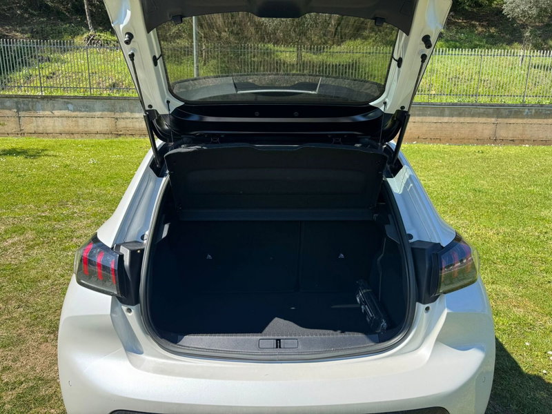 Peugeot 208 usata a Salerno (12)