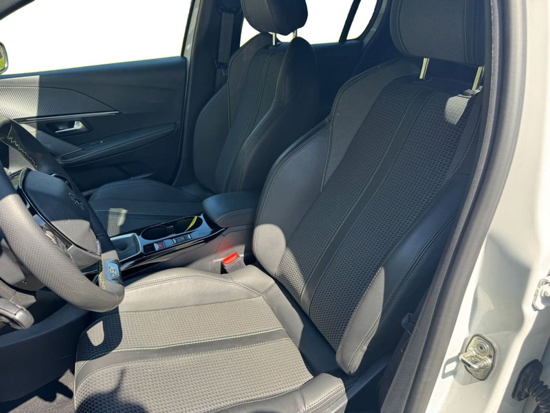 Peugeot 208 usata a Salerno (6)