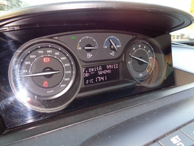 Lancia Ypsilon usata a Salerno (17)