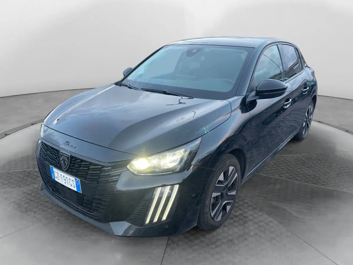 Peugeot 208 usata a Salerno