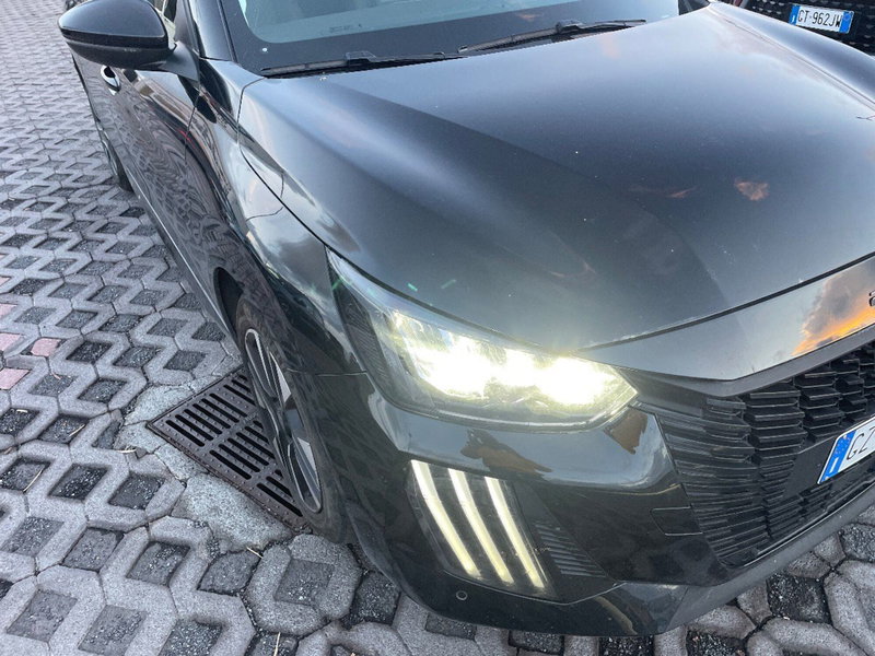 Peugeot 208 usata a Salerno (13)