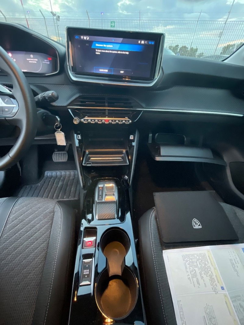 Peugeot 208 usata a Salerno (17)