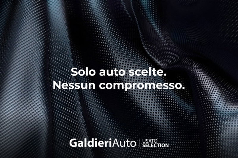 Lancia Ypsilon usata a Salerno (17)