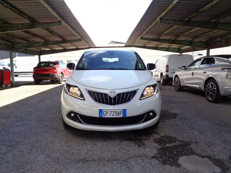 Lancia Ypsilon usata a Salerno (9)