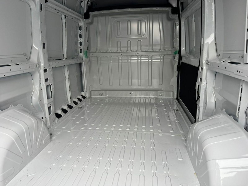 Fiat Ducato Furgone nuova a Salerno (12)