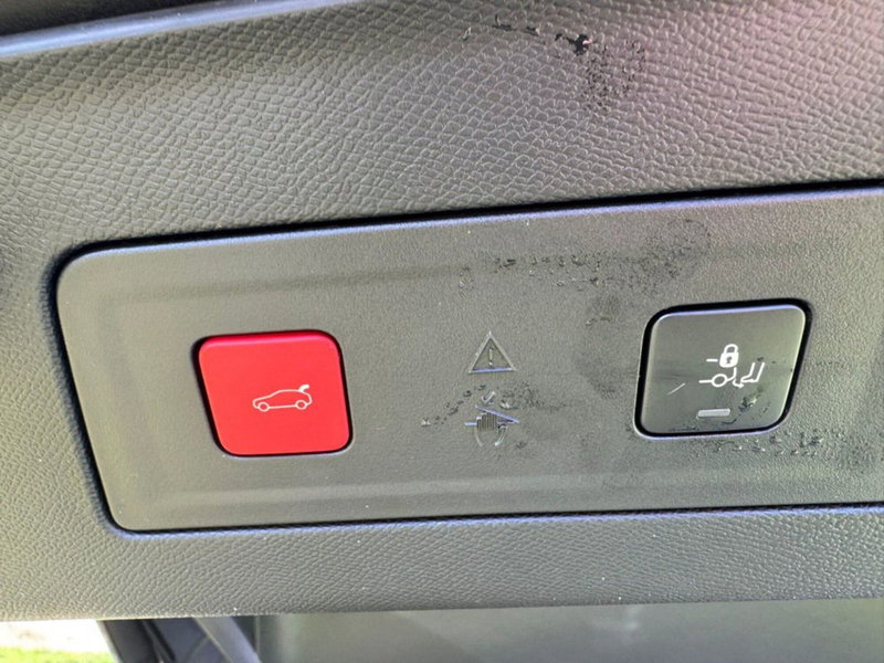 Peugeot 508 SW nuova a Salerno (14)