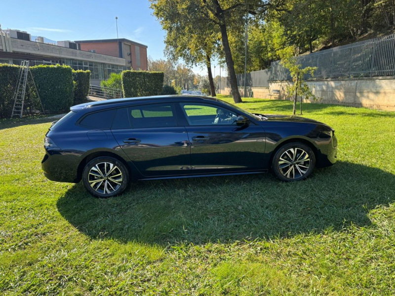 Peugeot 508 SW nuova a Salerno (16)