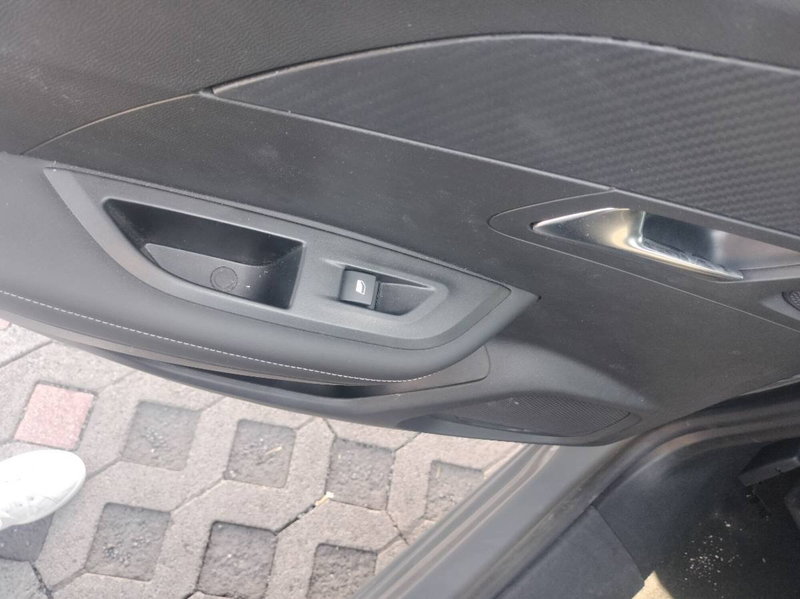 Peugeot 2008 usata a Salerno (15)