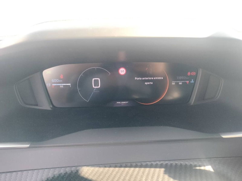 Peugeot 2008 usata a Salerno (6)