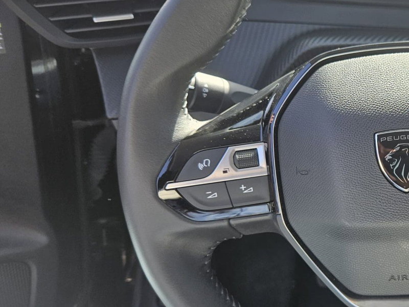 Peugeot 208 usata a Salerno (16)