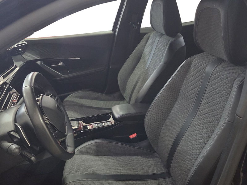 Peugeot 2008 usata a Salerno (6)