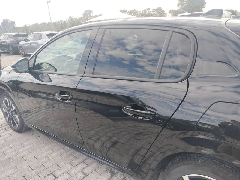 Peugeot 208 usata a Salerno (12)