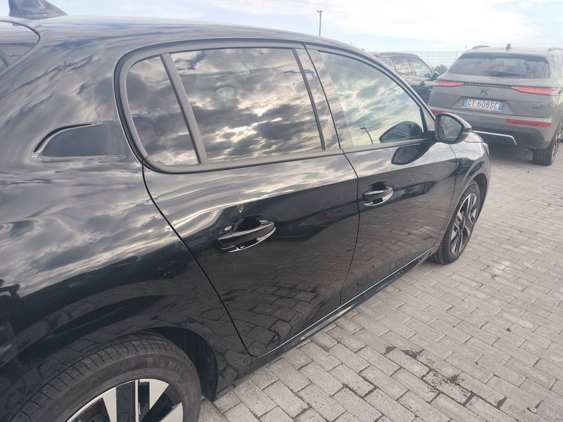 Peugeot 208 usata a Salerno (17)