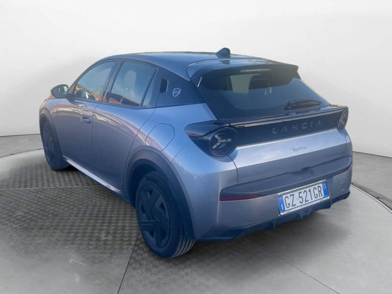 Lancia Ypsilon usata a Salerno (2)