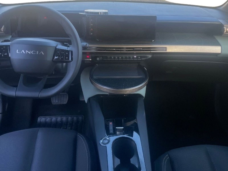 Lancia Ypsilon usata a Salerno (4)