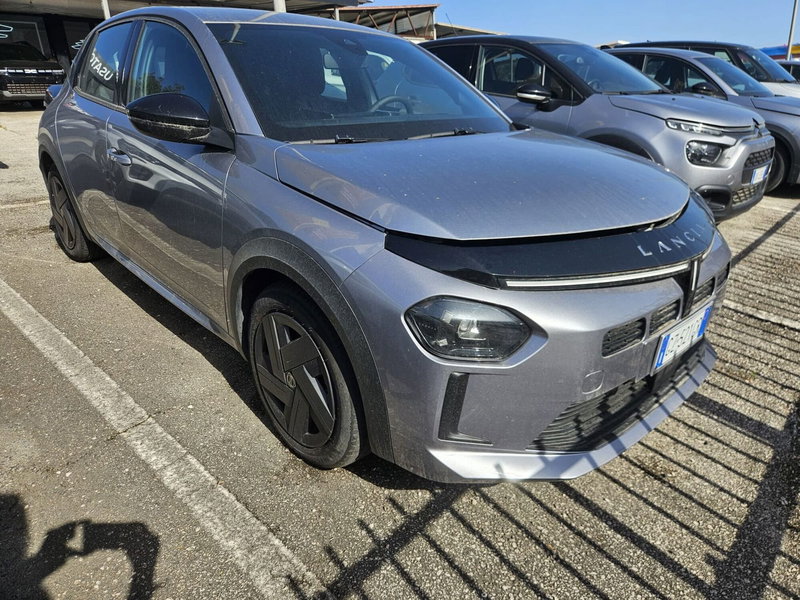 Lancia Ypsilon usata a Salerno (8)