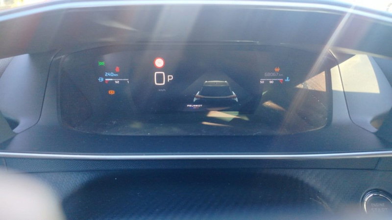 Peugeot 2008 usata a Salerno (10)