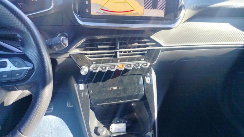 Peugeot 2008 usata a Salerno (11)
