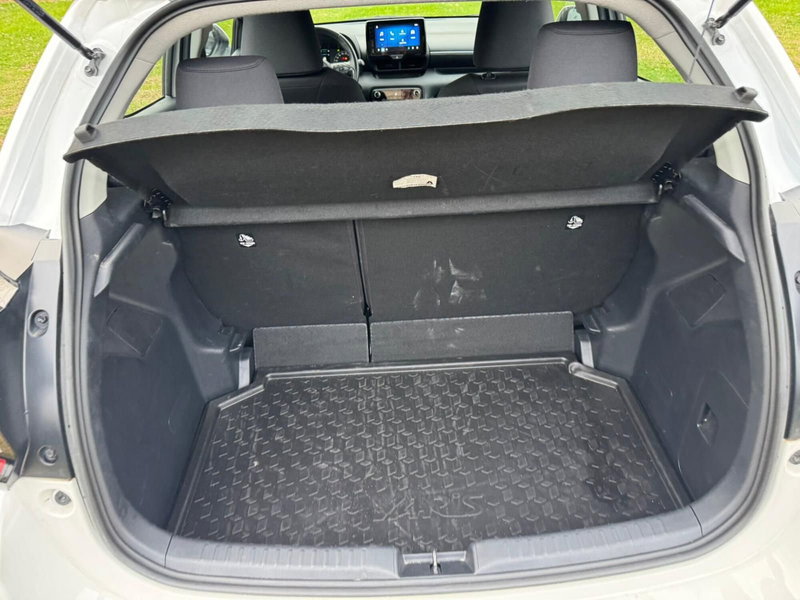 Toyota Yaris Cross usata a Salerno (14)