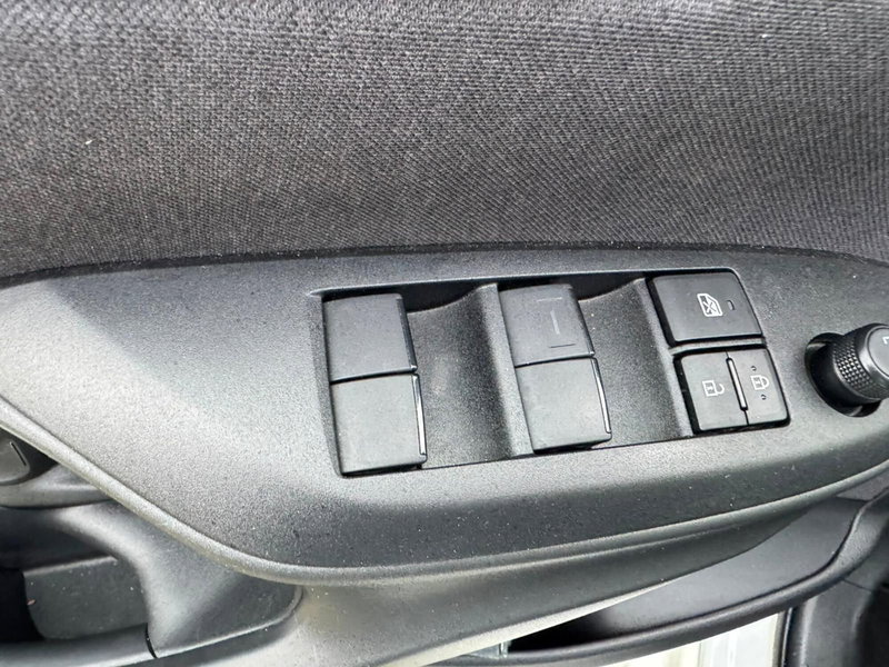 Toyota Yaris Cross usata a Salerno (17)