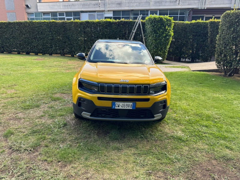 Jeep Avenger nuova a Salerno (9)